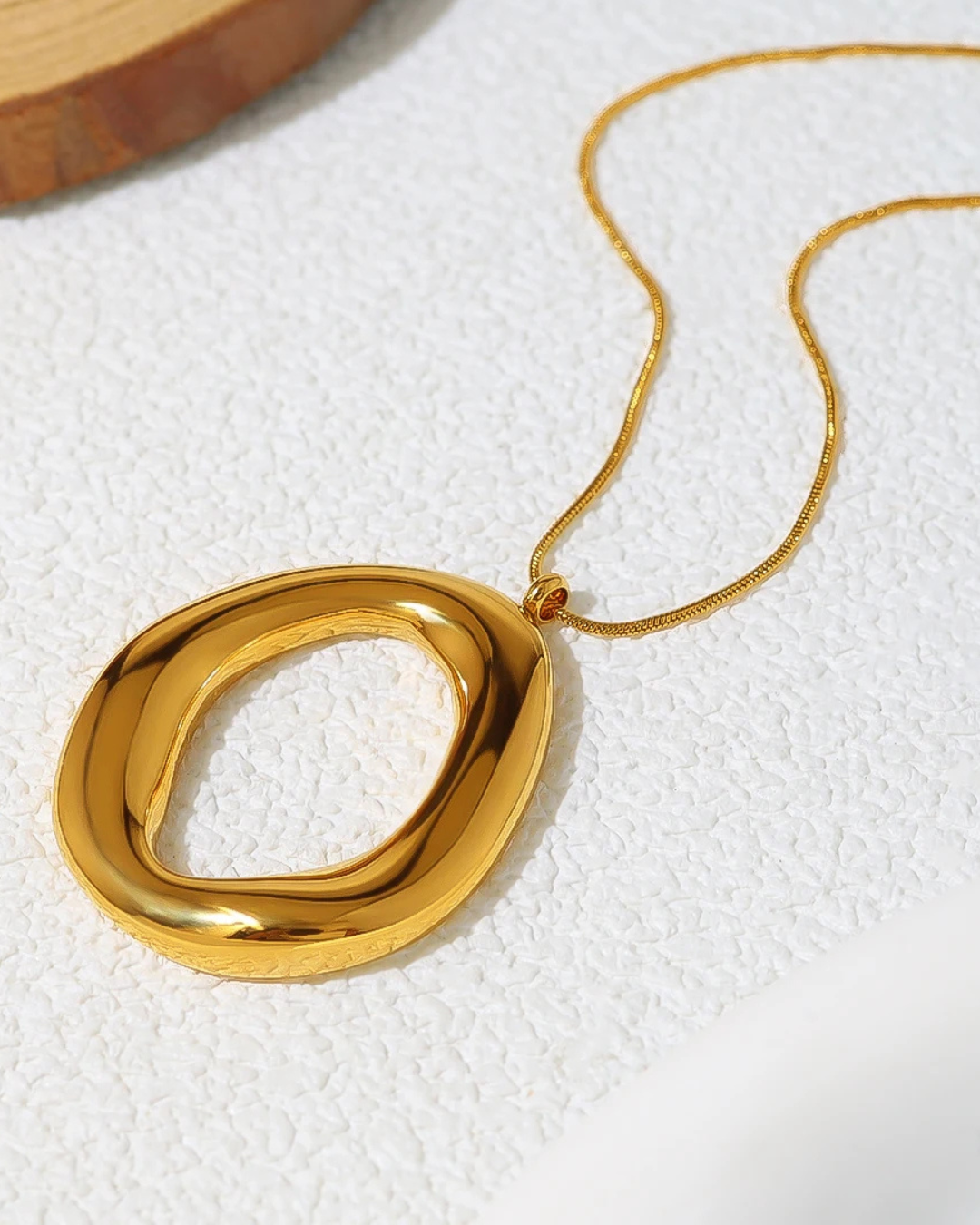 Solene Necklace