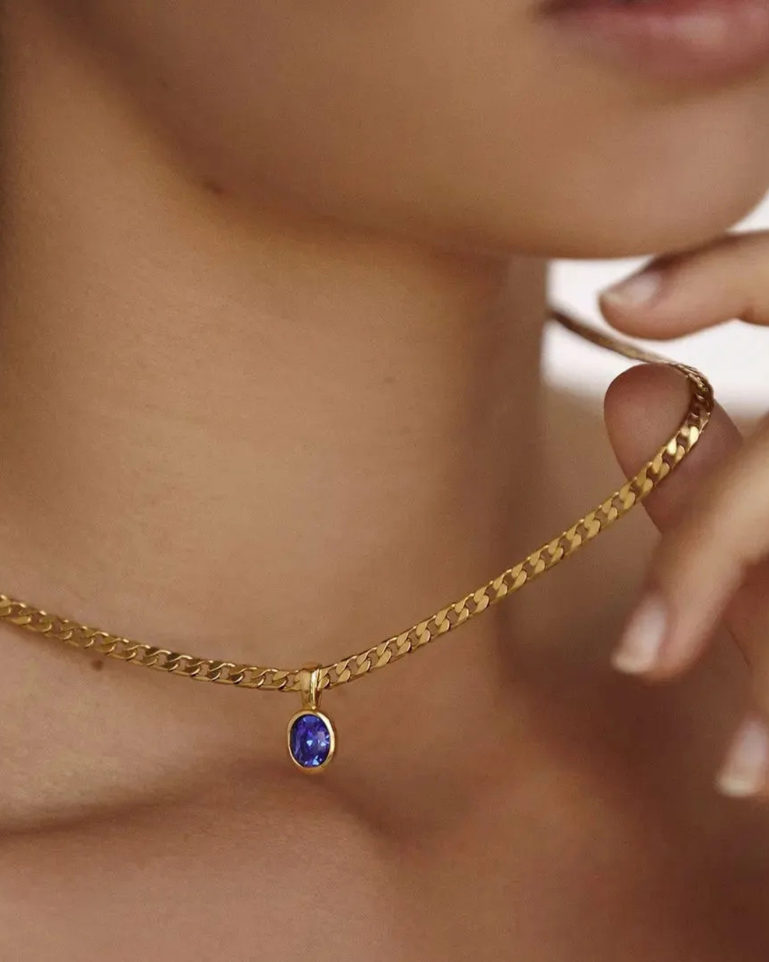Elara Necklace