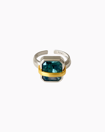 Emerald Royale Ring