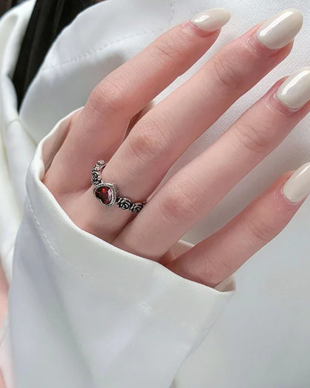 Scarlet Heart Ring