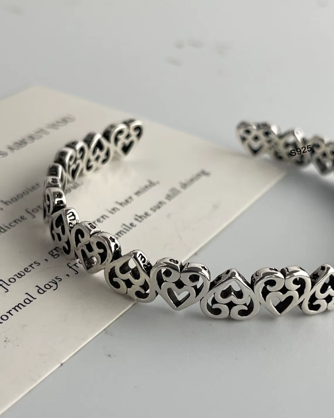 Verona Hearts Ring
