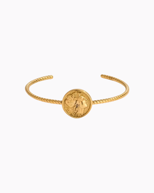 Aurelia Cuff