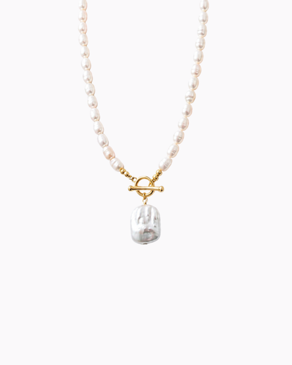 Lumière Pearl Necklace