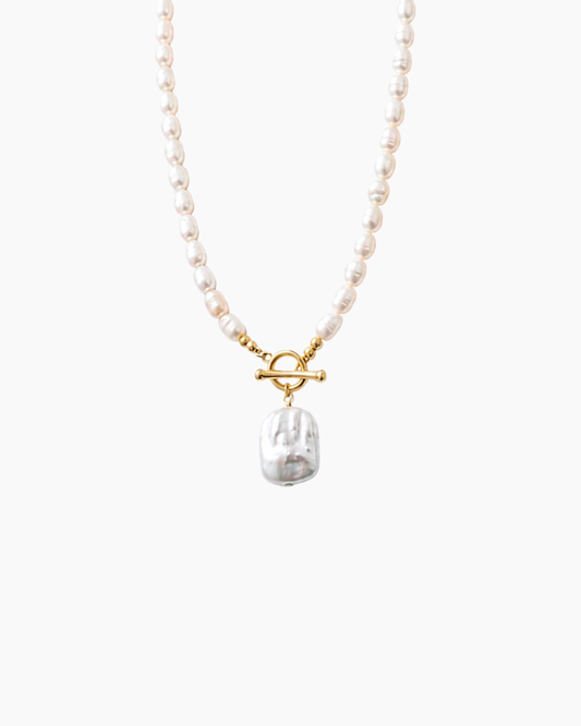 Lumière Pearl Necklace