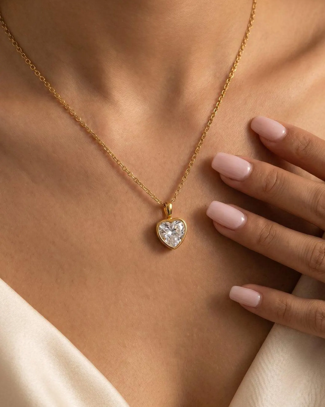 Amora Necklace