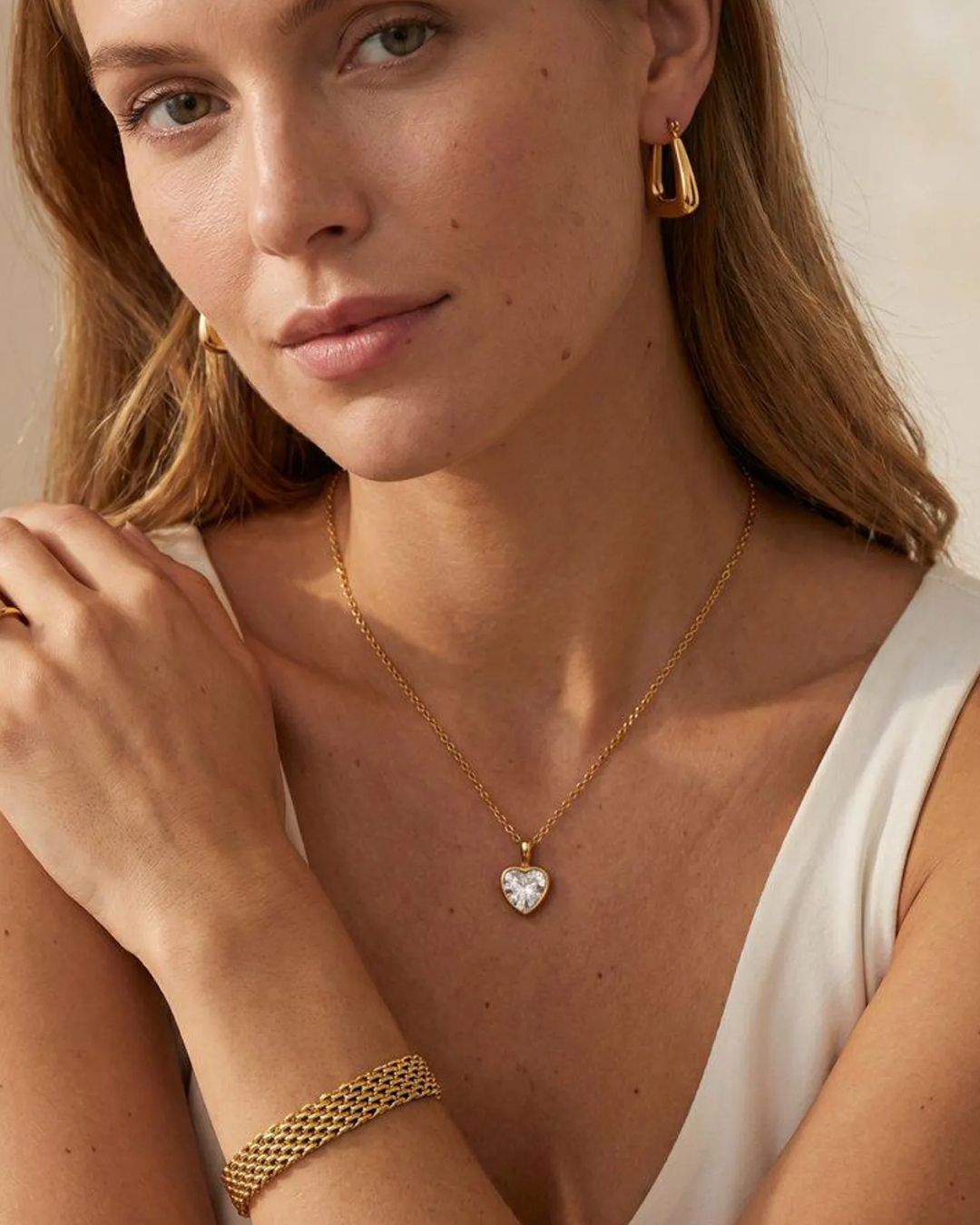 Amora Necklace