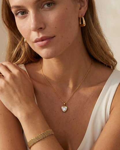 Amora Necklace